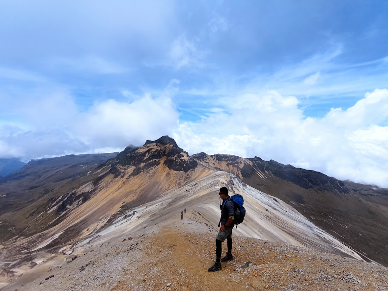 Quimbayas Trail - Paramillo del Quindío